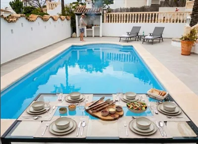 Vista Portet, sleeps 10, Private Pool, Sea Views, Squash, 1 km from El Portet beach — foto 5