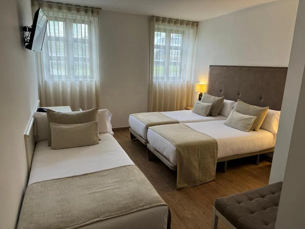 エキストラベッド付きツインルーム — VISTALEGRE Hotel-Spa
