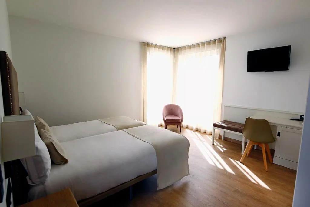 デラックスツインルーム — VISTALEGRE Hotel-Spa