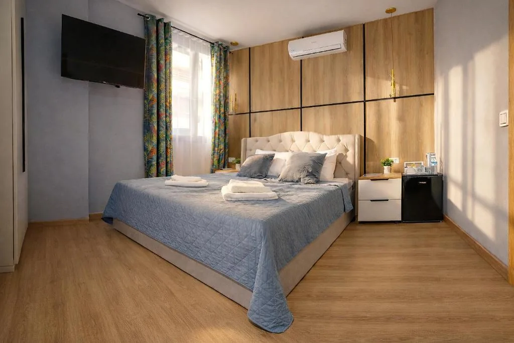 Chambre Double adaptée aux personnes à mobilité réduite — Vita Verde