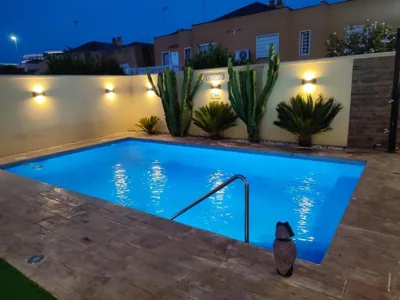 VIVE JEREZ Casa de lujo con piscina y barbacoa en la mejor zona de Jerez de la Frontera — foto 11