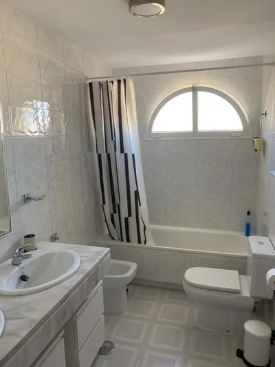 VIVE JEREZ Casa de lujo con piscina y barbacoa en la mejor zona de Jerez de la Frontera — foto 12