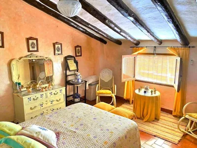 Vivienda de estilo rústico con piscina LA GRANÁ — foto 2