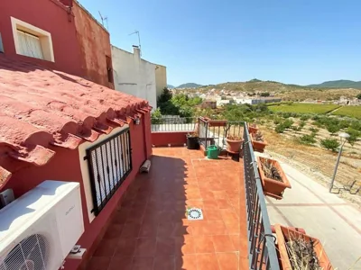 Vivienda de estilo rústico con piscina LA GRANÁ — foto 7