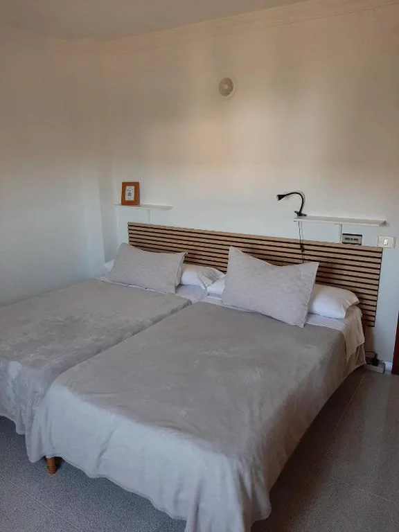 Camera doppia con bagno in comune — Vivienda el Timón