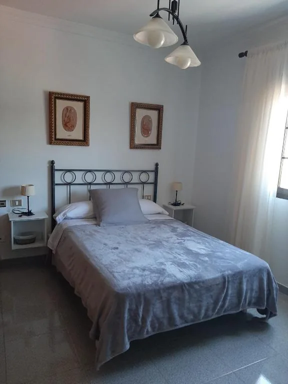 Camera doppia con bagno privato — Vivienda el Timón