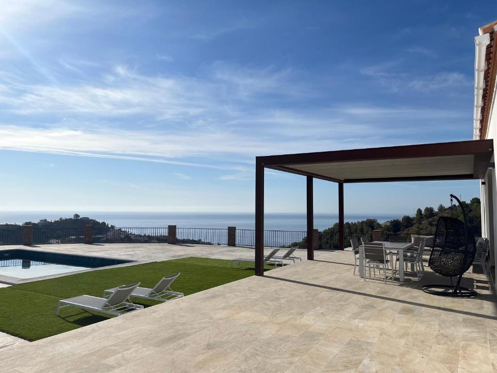 Vivienda en Granada, Cortijo Balcón Cotobro, Almuñécar, Casa con piscina y vistas increíbles