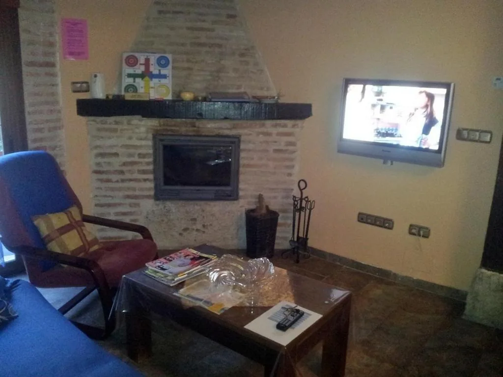 Three-Bedroom House — Vivienda Turistica El Caneco