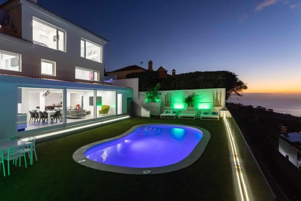 别墅 — VIVIENDA VACACIONAL DE LUJO EN EL SAUZAL