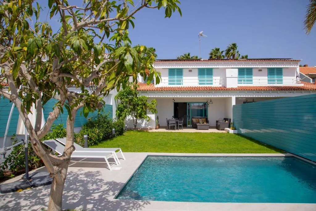Villa mit privatem Pool — Vivienda Vacacional Pasito Blanco 2