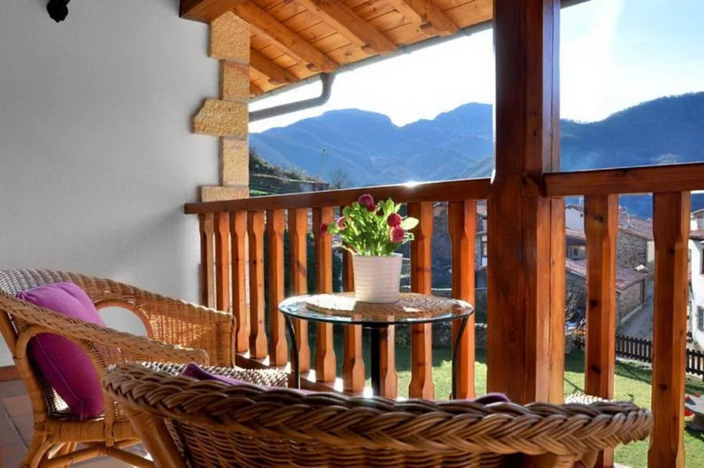 Apartamento con ducha — Viviendas rurales Los Llares