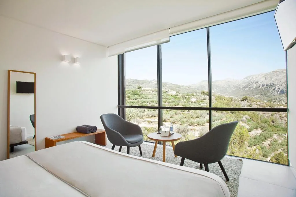 Habitación Doble con vistas a la montaña — VIVOOD Landscape Hotel & Spa - Designed for Adults