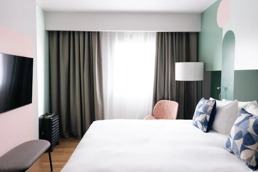 Standardzimmer — voco Madrid Retiro by IHG