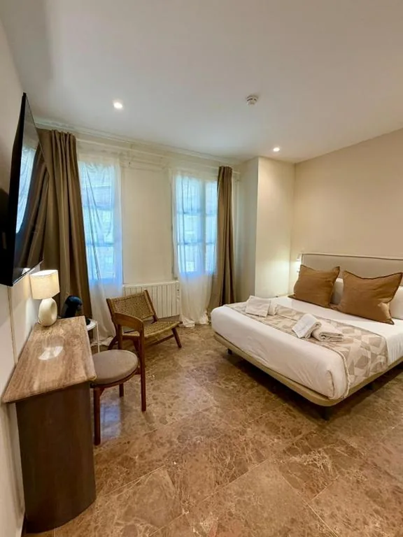 高级双人间 — VTZ The Orus Factory Hotel - Parking Muy Económico