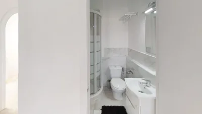 VV Las Buganvillas MASPALOMAS - Cocina y habitaciones con baños privados — foto 7