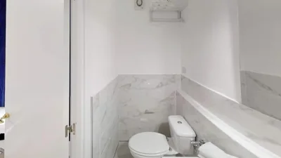 VV Las Buganvillas MASPALOMAS - Cocina y habitaciones con baños privados — foto 9