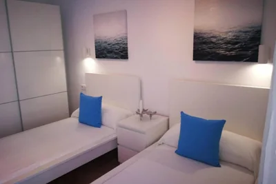 VV VALDECONCHA, piscina climatizada con SPA privado y vistas al mar — foto 7