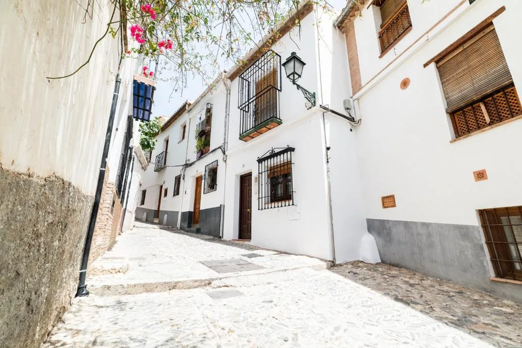 两卧室住宅 — Wekey Homes, Casa del Albaicyn