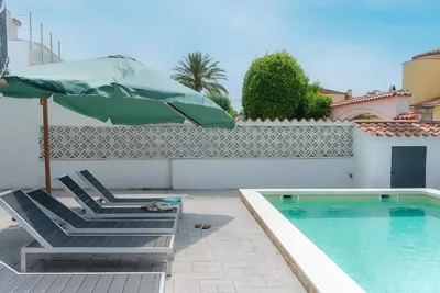 WELCS CASA 111 EMP con piscina privada y parking — foto 4