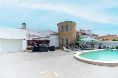 WELCS CASA 111 EMP con piscina privada y parking — foto 7