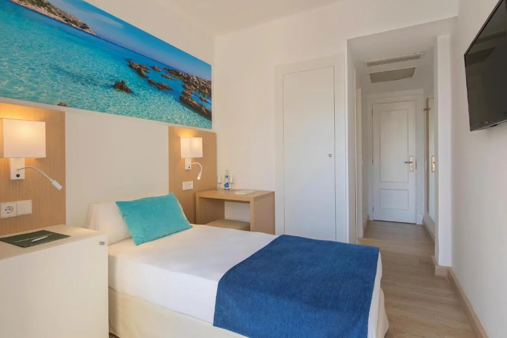 Einzelzimmer mit Balkon — whala!beach