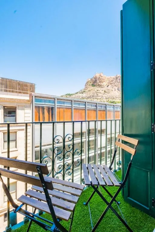 Deluxe tweepersoonskamer met uitzicht op het kasteel — White Coast Suites