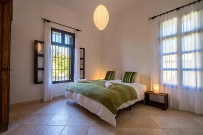 White House Tarifa — foto 2
