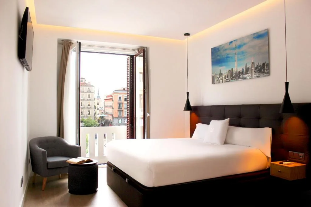 带阳台的家庭套房 — Woohoo Rooms Boutique Gran Vía