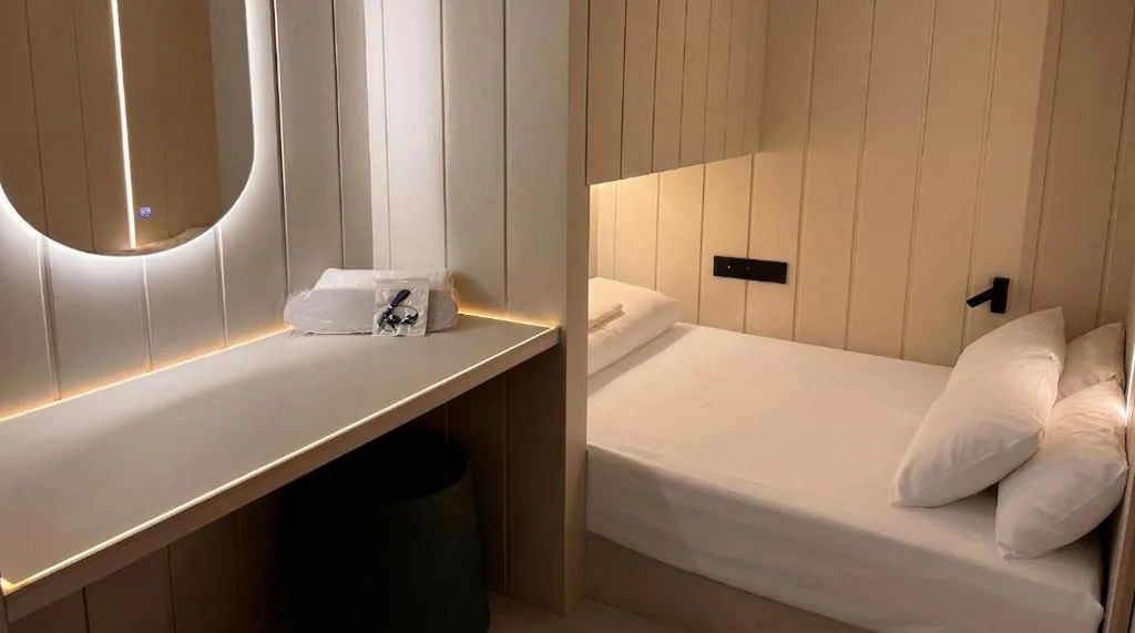 Private Lower Hub — Wostel The Comfort Hostel