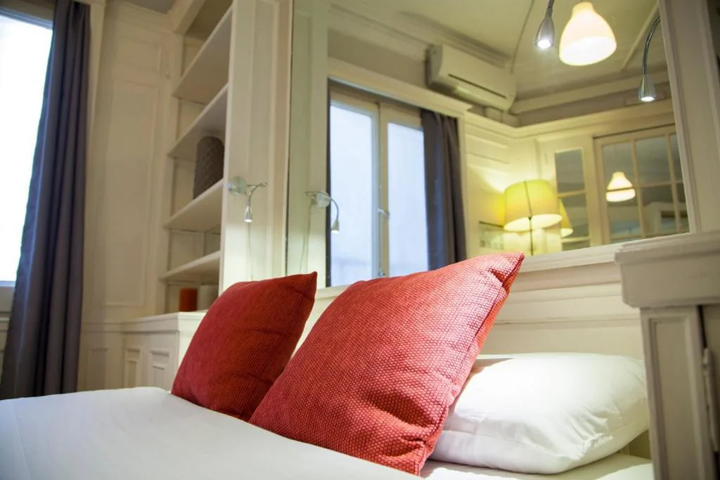 Standard-Doppelzimmer mit Gemeinschaftsbad — Wow Hostel Barcelona