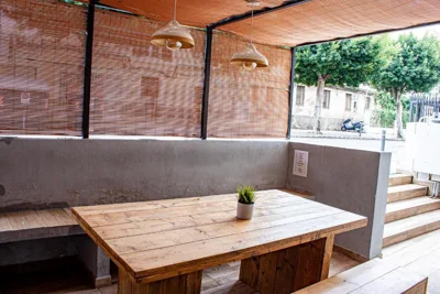 Y Hostel - Albergue Juvenil — photo 6