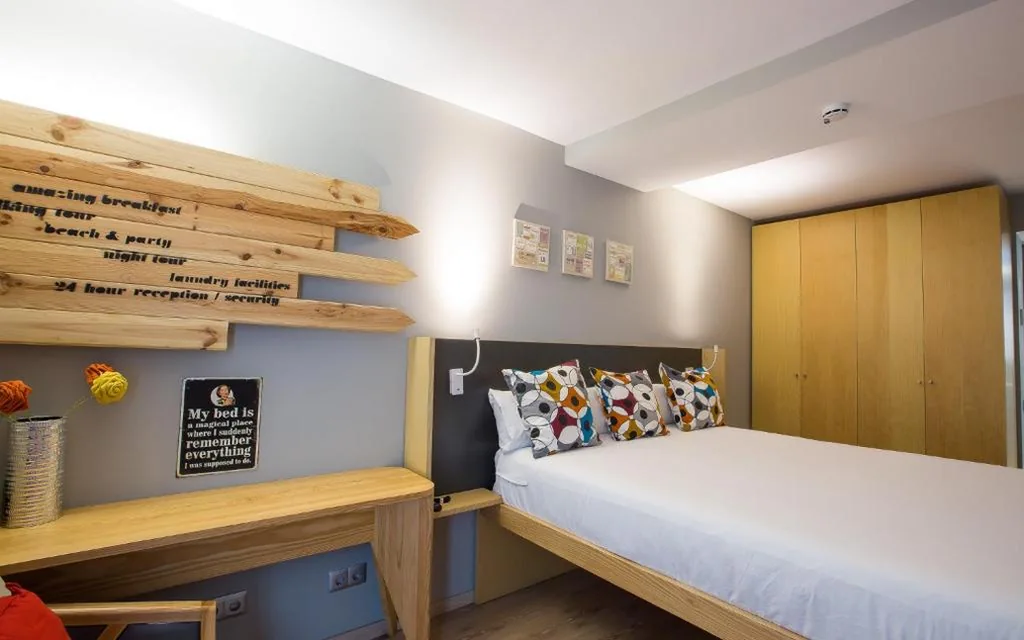 Habitación Doble — Yeah Barcelona Hostel