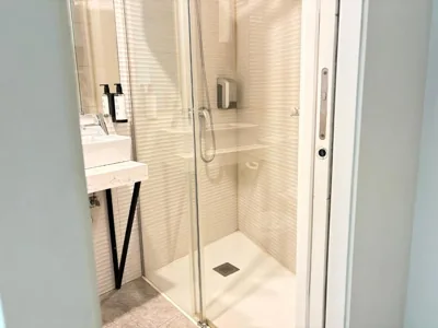 YIT Puerta Bisagra — foto 6