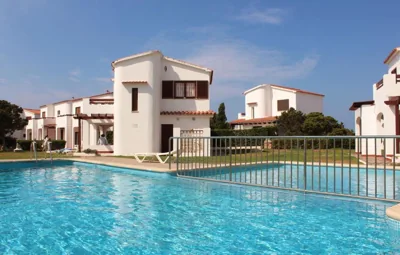 Yucas Homes — Foto 4