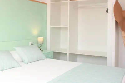 Yucas Homes — Foto 11