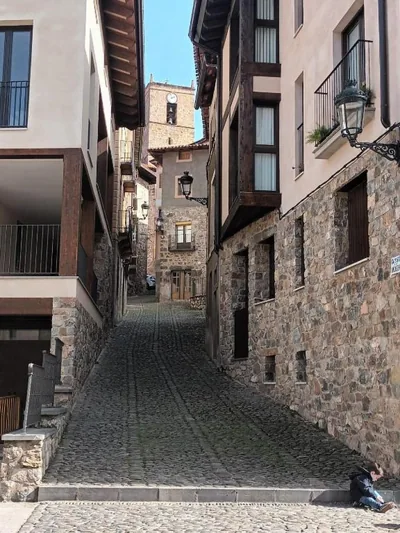 Zabala, entrañable y auténtica casa de pueblo en Anguiano — 写真 3