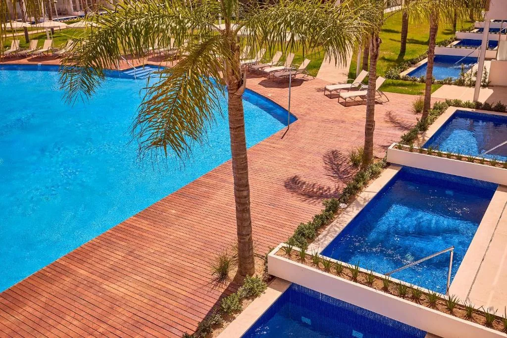 Junior Suite con piscina privata — Zafiro Alzinar Mar Adults Only - Refurbished 2025