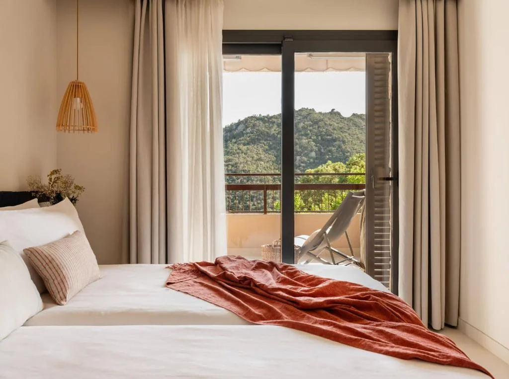 Casa ZEL com 2 quartos e vista para o jardim — Zel Costa Brava