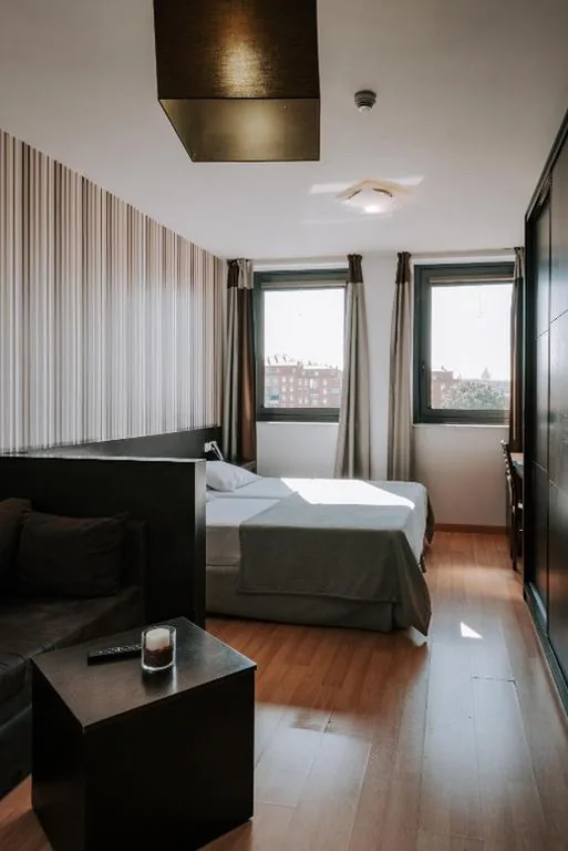 Zenit Aparthotel Hall 88