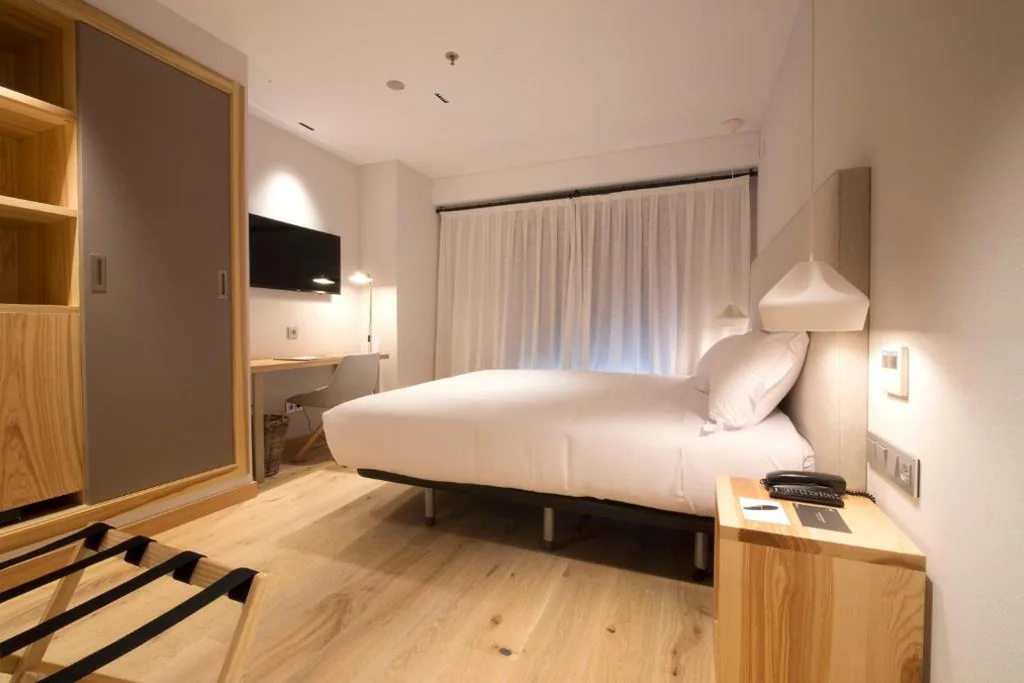 Premium-Vierbettzimmer — Zenit Sevilla