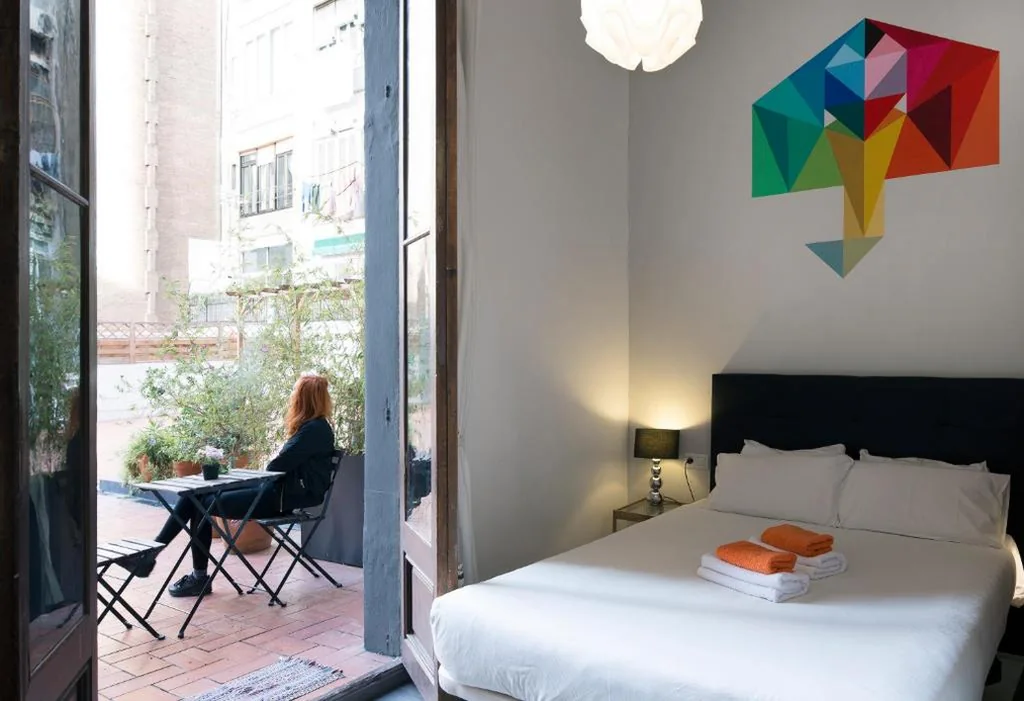 Tweepersoonskamer met terras — ZOOROOMS Boutique Guesthouse