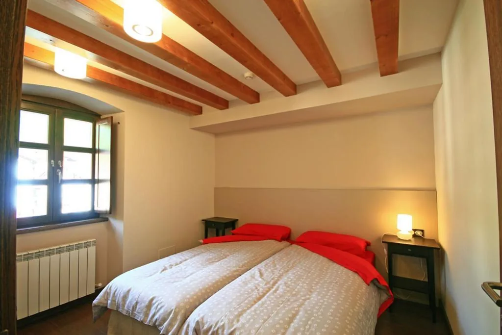 Quarto Duplo Económico — Zubimuxu Aterpea