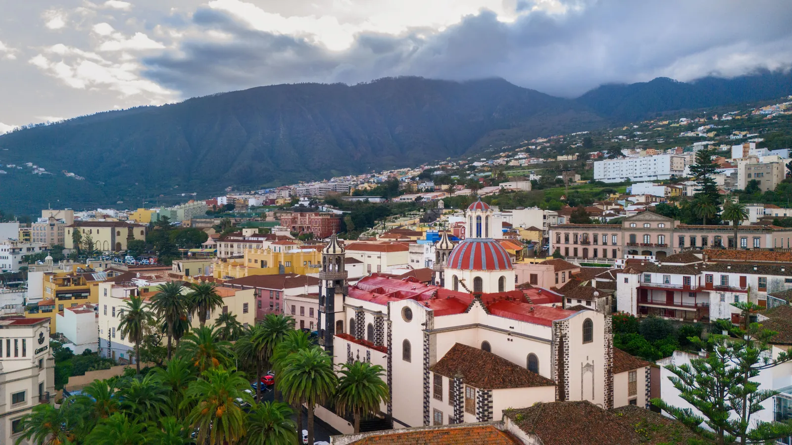 Dónde dormir en La Orotava: zonas y alojamientos que elegimos