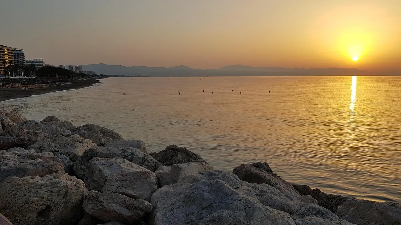 Dónde dormir en Torremolinos: zonas y alojamientos que elegimos
