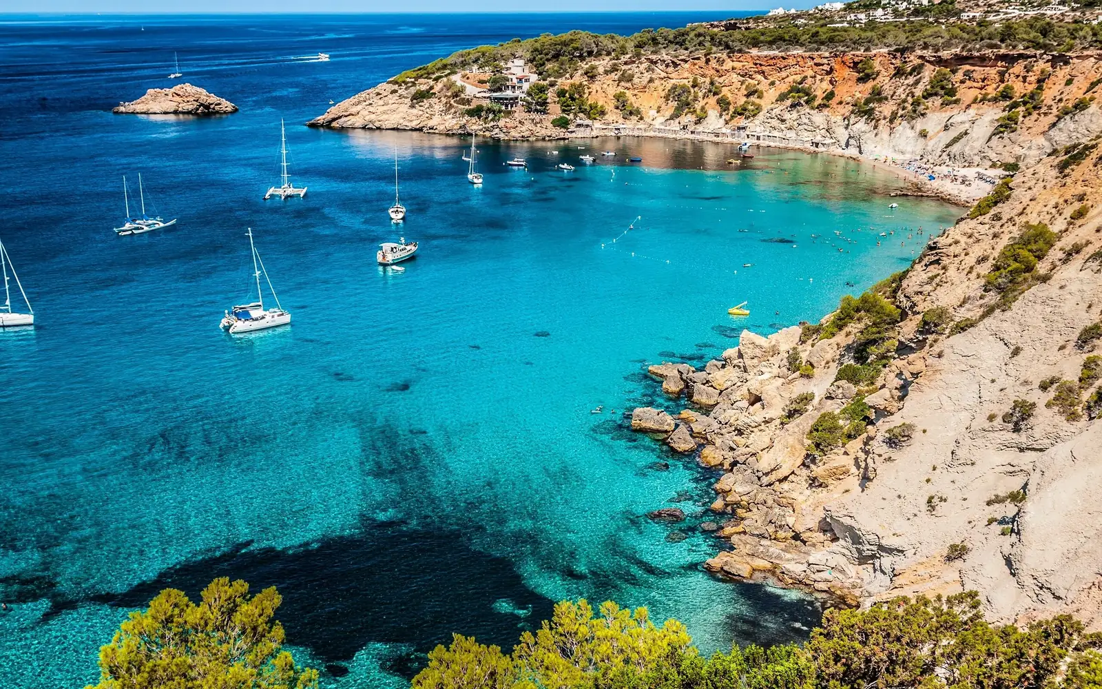 Pequeños hoteles en Ibiza